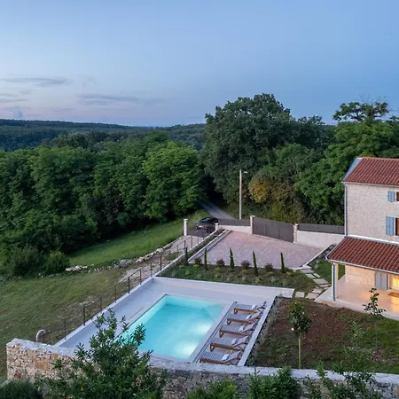 Villa Villa Heureka-Luxury Istrian Villa- Heated Pool, Sauna & Nature Views *
