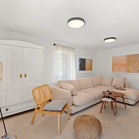 Villa Villa Heureka-Luxury Istrian Villa- Heated Pool, Sauna & Nature Views