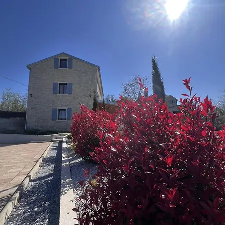 Villa Villa Heureka-Luxury Istrian Villa- Heated Pool, Sauna & Nature Views Barat (Rovinj)